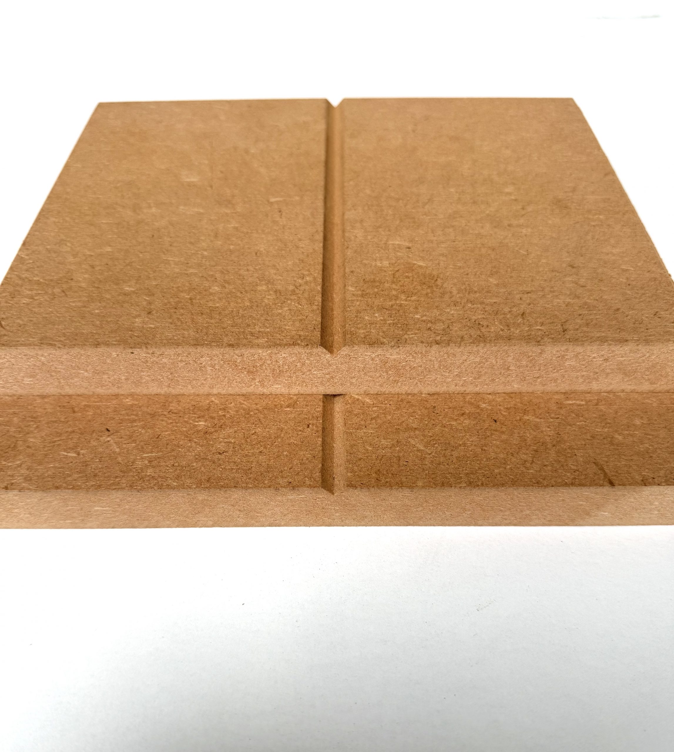 Flame retardant wall panels